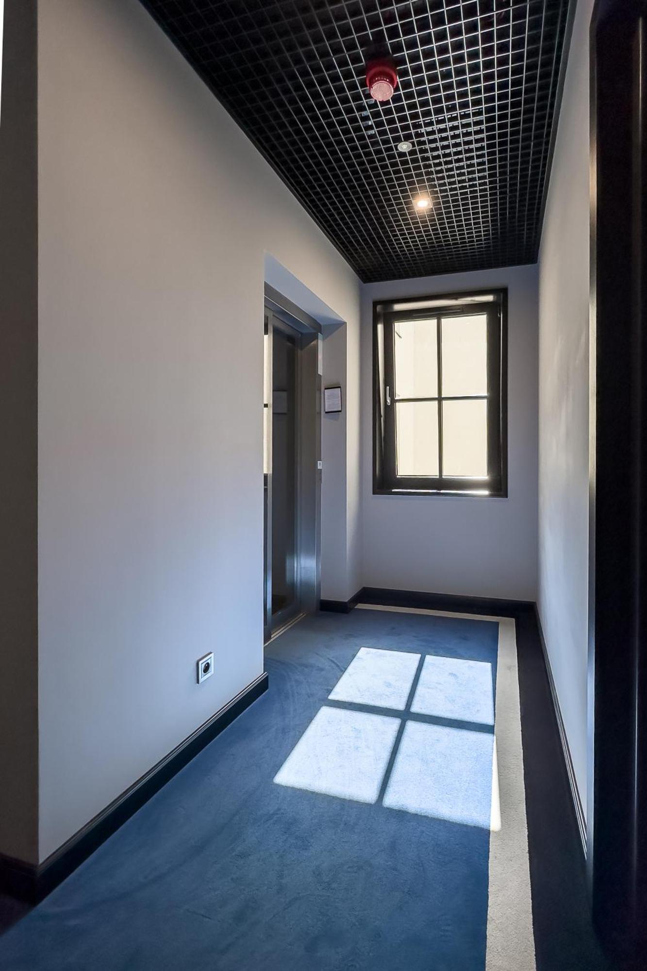 H11 Aparthotel Krasków Εξωτερικό φωτογραφία Interior of the building