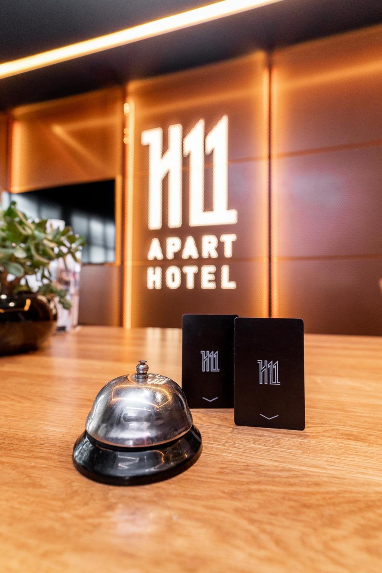 H11 Aparthotel Krasków Εξωτερικό φωτογραφία HL Appart Hotel